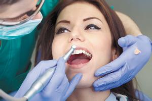根管治��後牙痛的原因是什麽